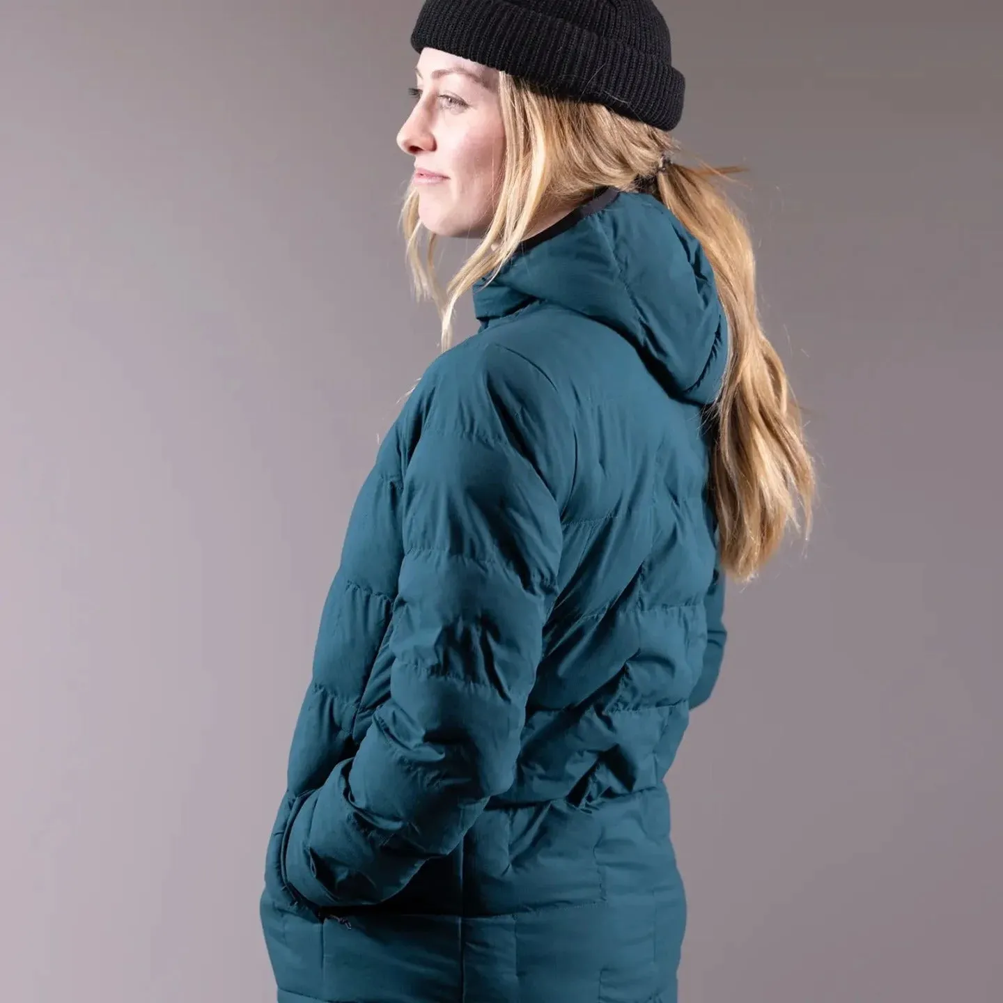 Jones Women's Dark Start Puffy Hoodie